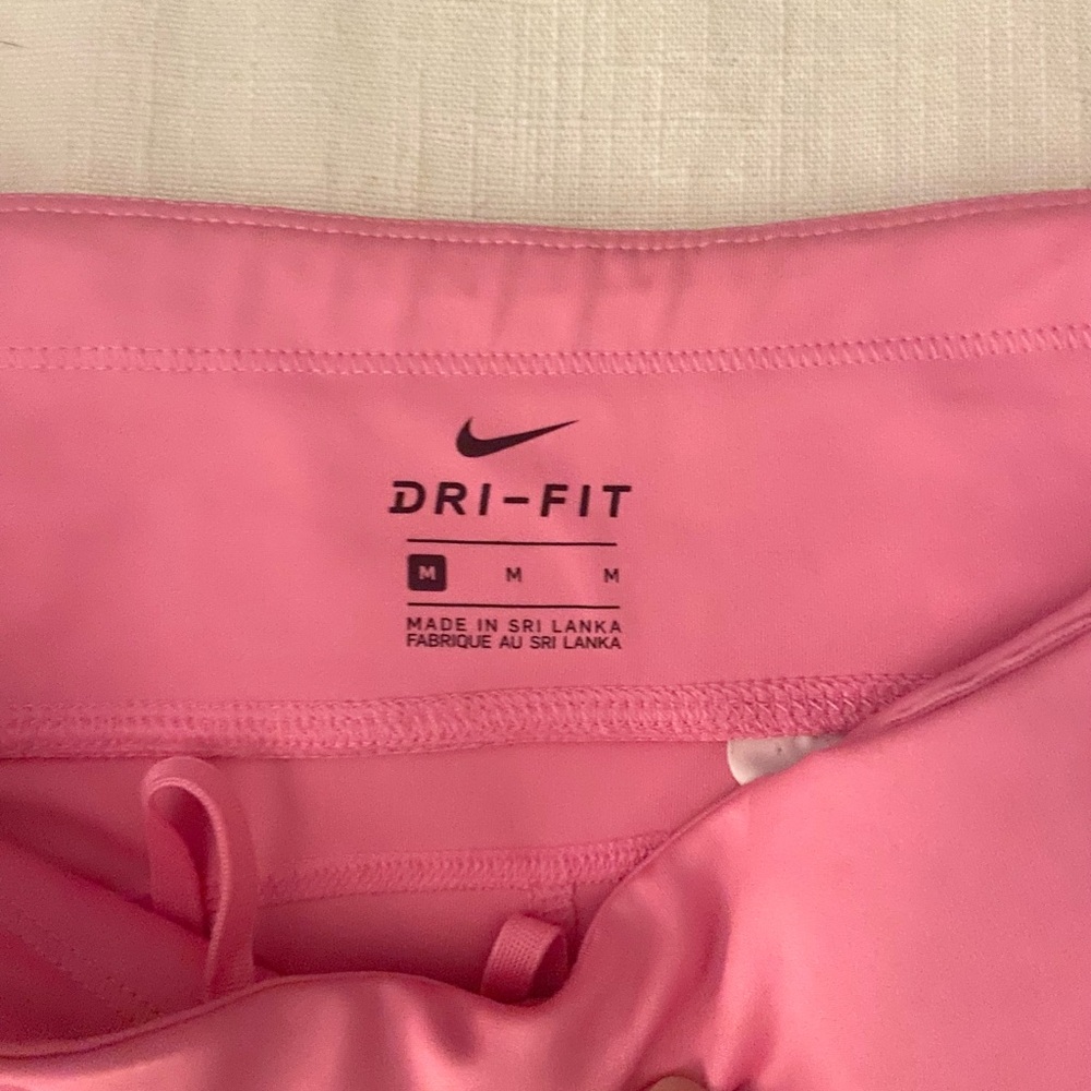 Nike Women's Pink Biker Shorts- Size Medium- EUC - Picture 2 of 5